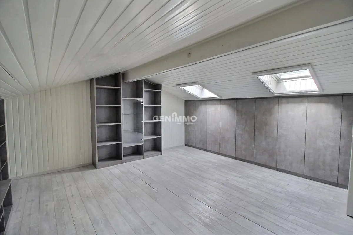 Vésenaz zu verkaufen  Angebautes Haus Schweiz - cChic-immoHub Ihr Immobilienportal