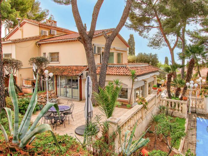 Haus zu verkaufen in Bandol - Smart Propylaia (2)