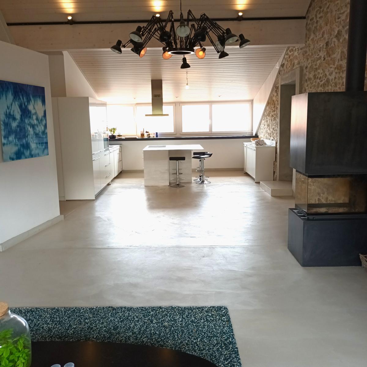 In vendita   Svizzera - collaborazione con il portale immobiliare Smart-Propylaia