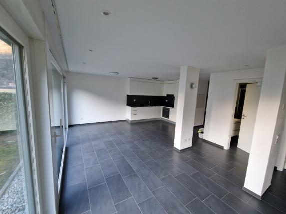 Appartamento in vendita a Roveredo GR (3)