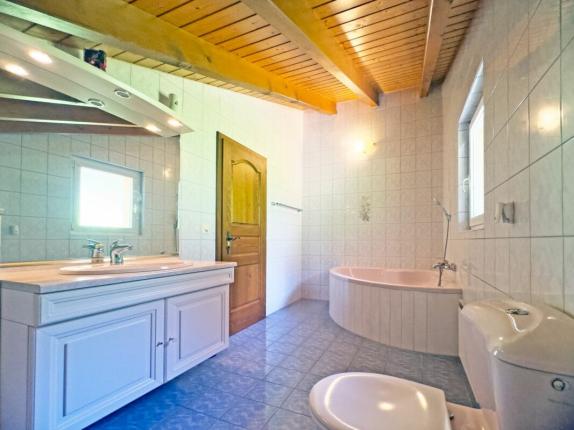 House for sale in Troistorrents (8)