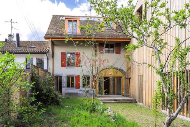 Haus zu verkaufen in Cartigny (42)