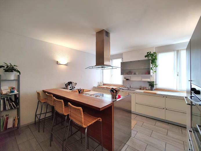 Wohnung zu verkaufen in Chiasso - Exklusives 5,5-Zimmer-Penthouse auf der gesamten Etage mit großen Terrassen und freiem Blick - Smart Propylaia (3)