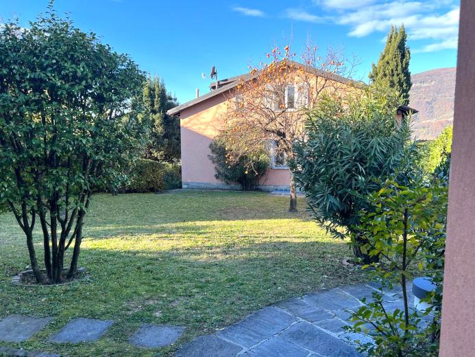 Maison à vendre à Savosa - Villa de 8,5 pièces dans un quartier résidentiel avec vue dégagée et proche de toutes les services. - Smart Propylaia (3)