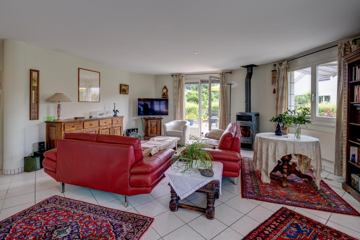 For sale   Switzerland - in partnership with the real estate portal Smart-Propylaia
