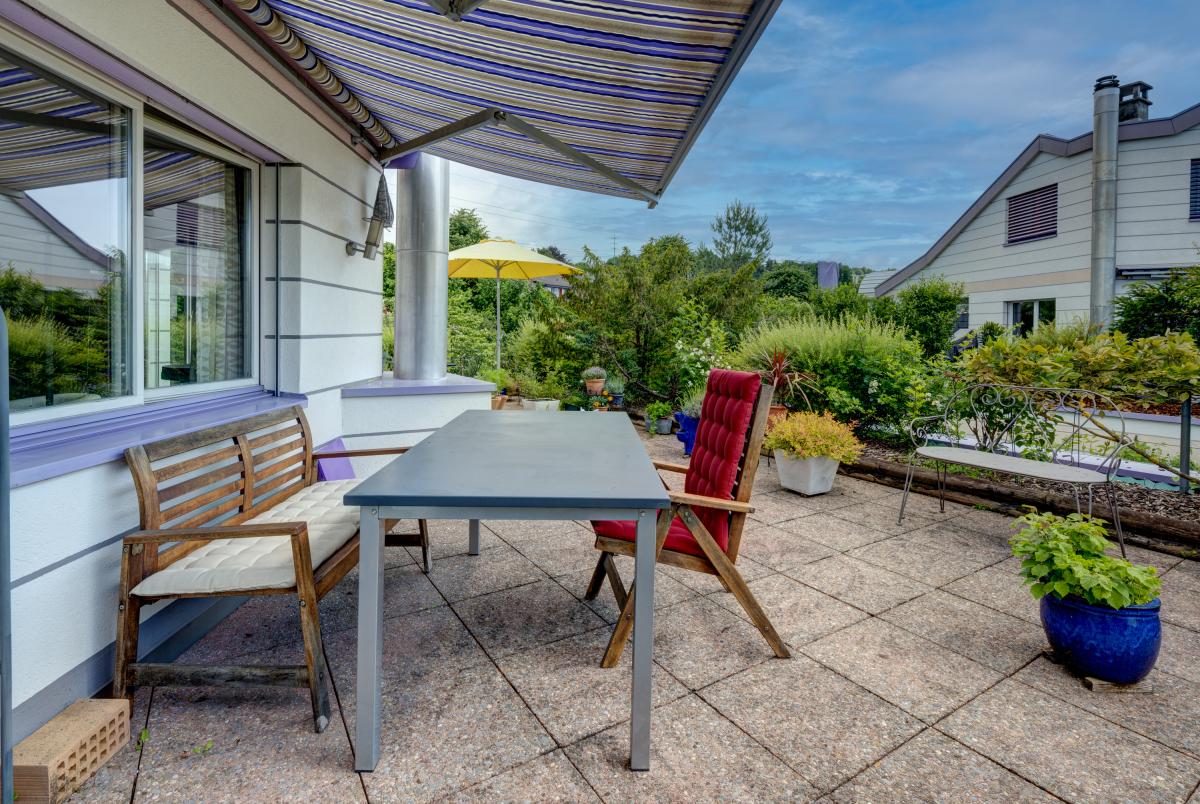 For sale   Switzerland - in partnership with the real estate portal Smart-Propylaia