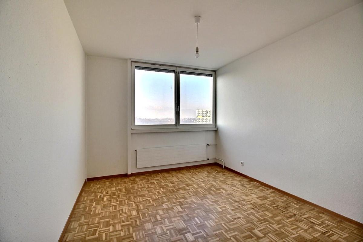 A vendre   Suisse - partenariat avec Smart-Propylaia Portail Immobilier