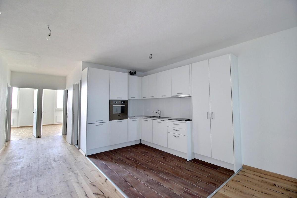 A vendre   Suisse - partenariat avec Smart-Propylaia Portail Immobilier