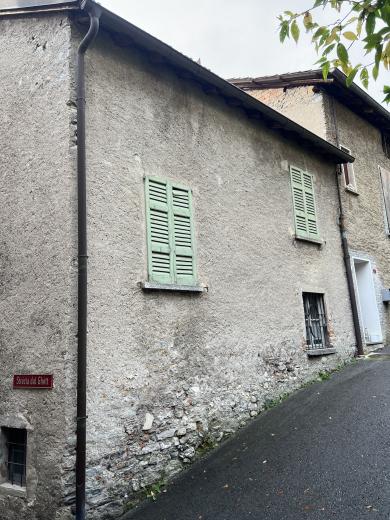 House for sale in Arogno - Smart Propylaia