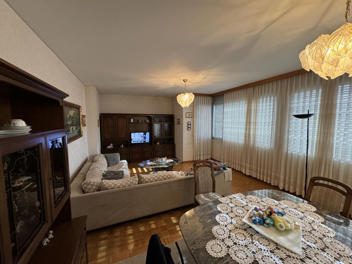 In vendita   Svizzera - 
cChic-immoHub Il vostro portale immobiliare