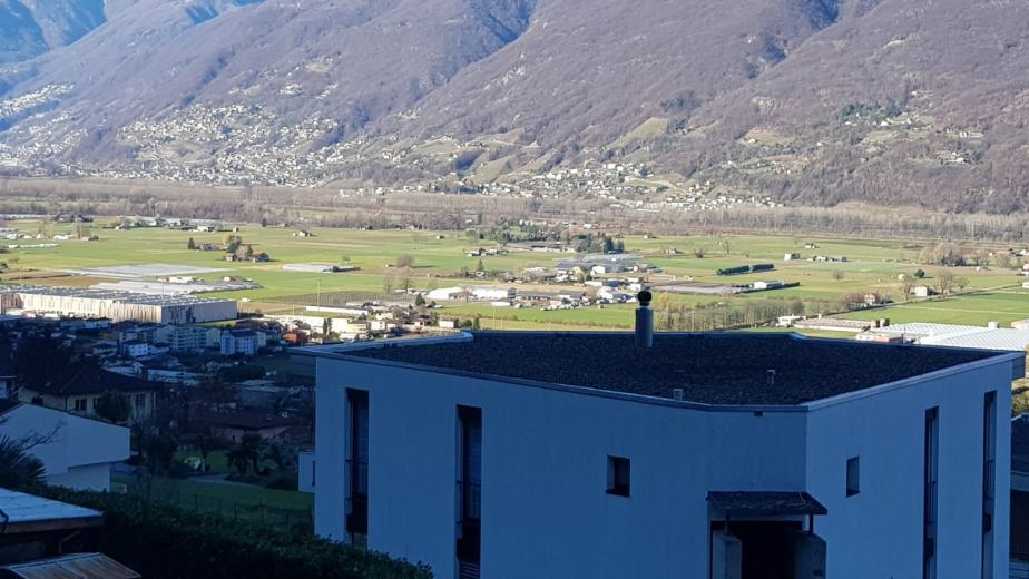 Casa in vendita a Bellinzona - moderna casa monofamiliare in buono stato di manutenzione e con ottime finiture, ampio terreno. - Smart Propylaia (6)