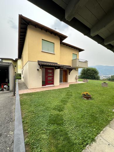 Casa in affitto a Novazzano - Novazzano, casa indipendente con ampio giardino - Smart Propylaia (9)