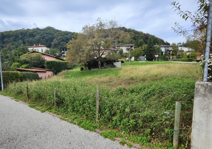 Plot for sale in Agra - Building land in valuable residential area in the municipality of Collina d'Oro-Agra - Smart Propylaia (3)