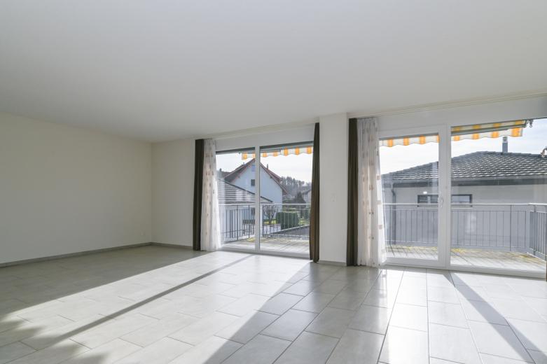 Wohnung zu verkaufen in Wöschnau - Gepflegte 4.5 Zi. Wohnung mit Lift und Erdwärmeheizung an guter Lage - Smart Propylaia (3)