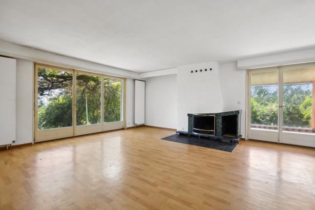 Haus zu verkaufen in Colombier VD (2)