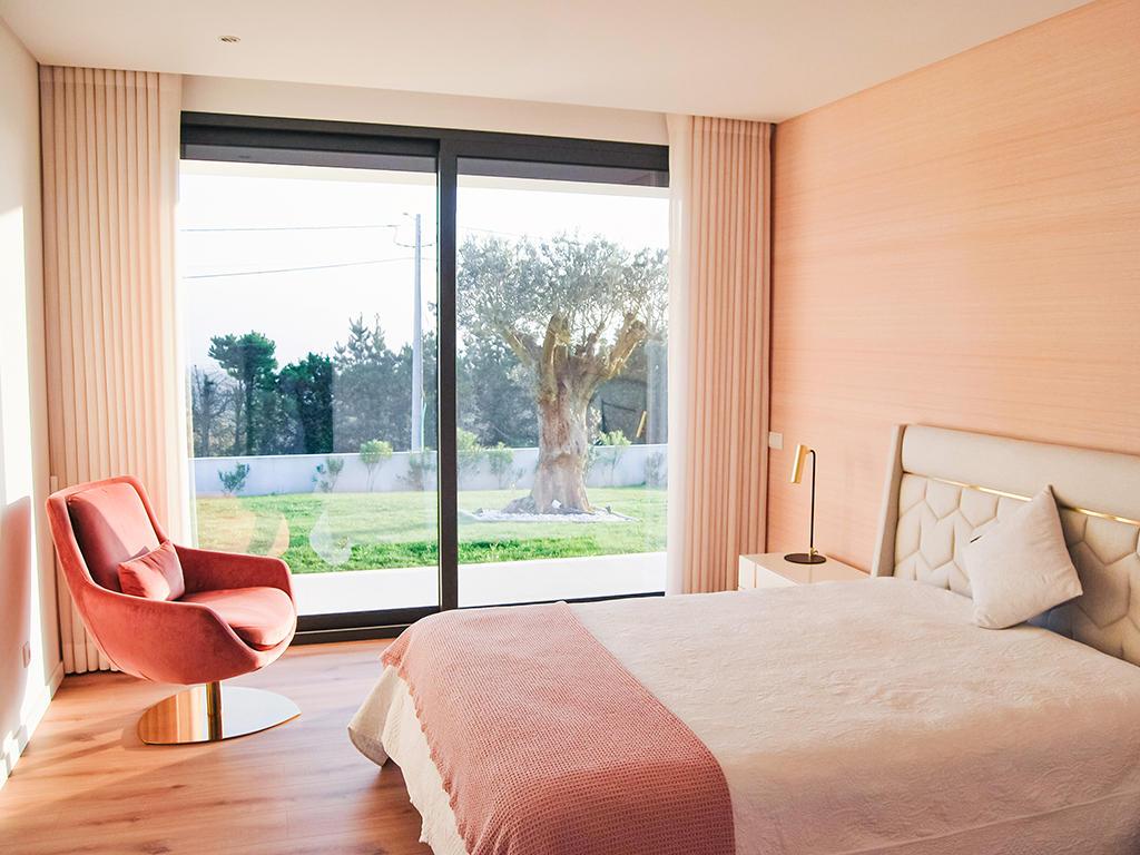 Haus zu verkaufen in Usseira - PORTUGAL - LEIRIA - USSEIRA - ZEITGENÖSSISCHE VILLA - Smart Propylaia (6)