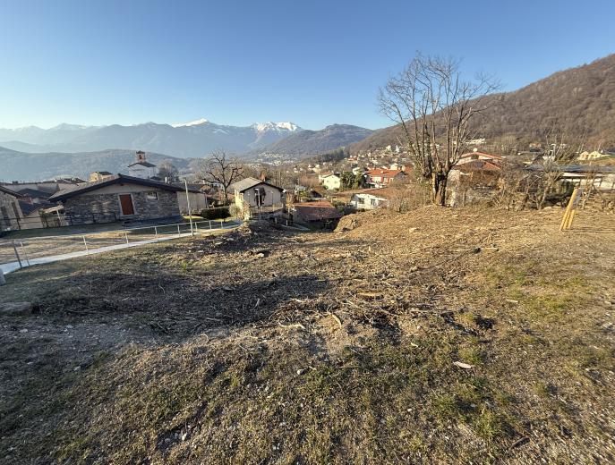 Terreno in vendita a Villa Luganese - Terreno edificabile di 900 mq in bella zona collinare a Villa Luganese - Smart Propylaia (3)