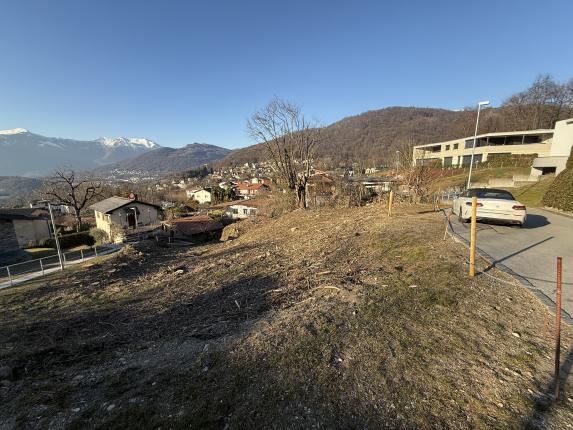 Grundstück zu verkaufen in Villa Luganese (5)