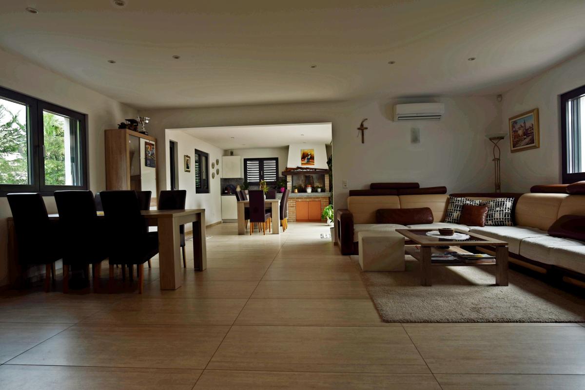 A vendre   Suisse - cChic-immoHub votre portail immobilier