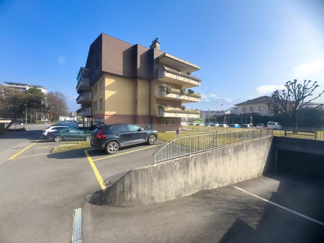 Monthey In vendita Commercio/industria Svizzera - 
cChic-immoHub Il vostro portale immobiliare