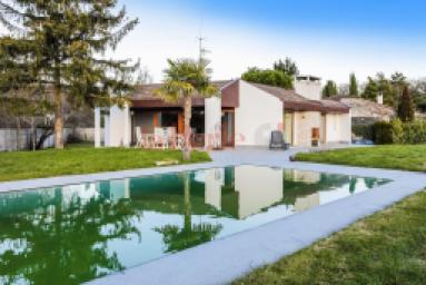 Villa for sale in Vessy, 9 rooms