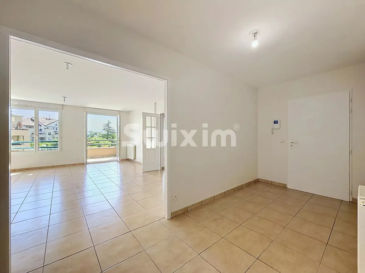 Apartment for sale in Divonne-Les-Bains - 5-room apartment of 128m2 with balconies, cellar, and double garage! - Smart Propylaia (12)