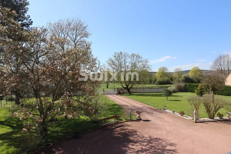 House for sale in Fontaines (2)
