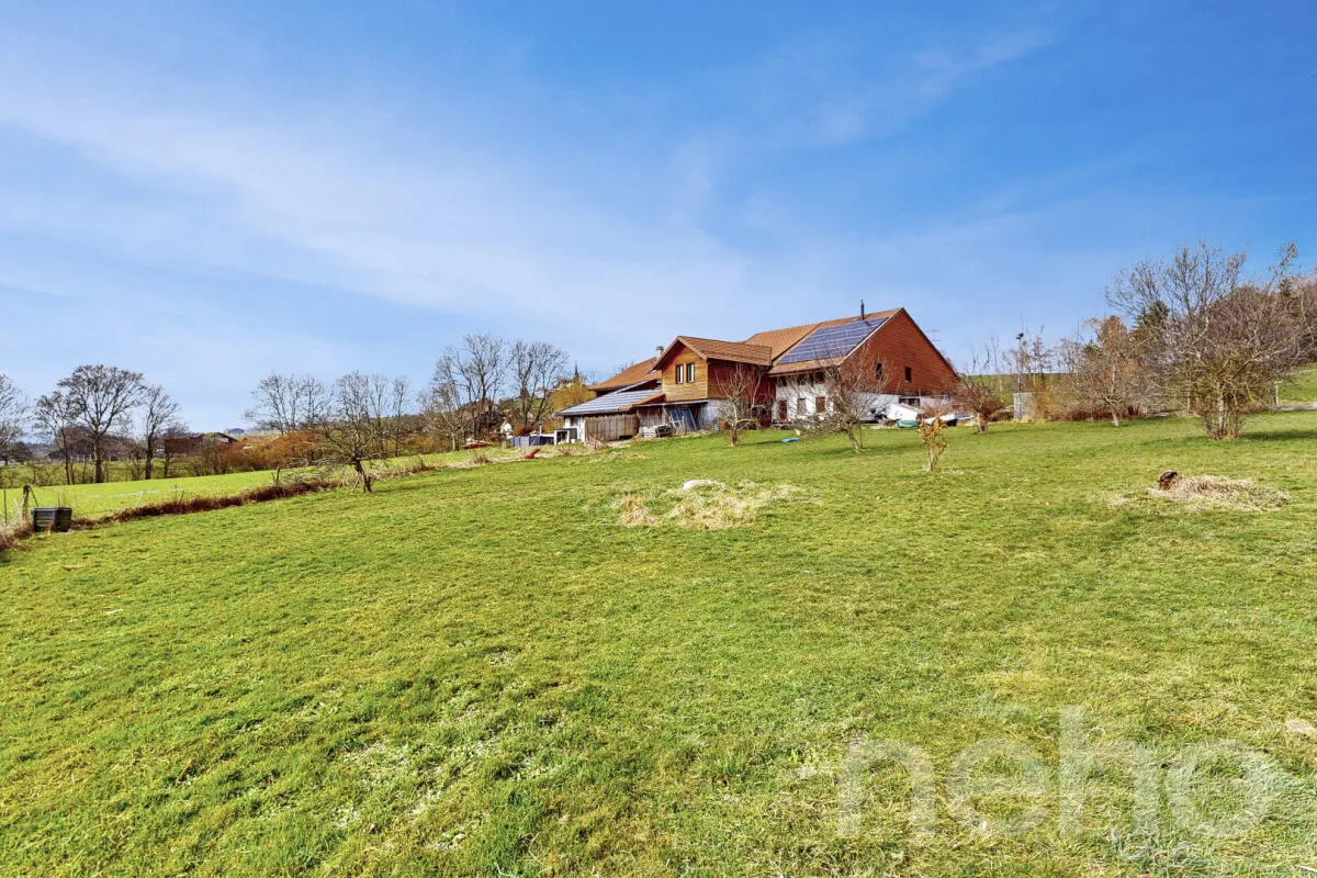 St-Martin FR zu verkaufen Angebautes Haus Schweiz - cChic-immoHub Ihr Immobilienportal