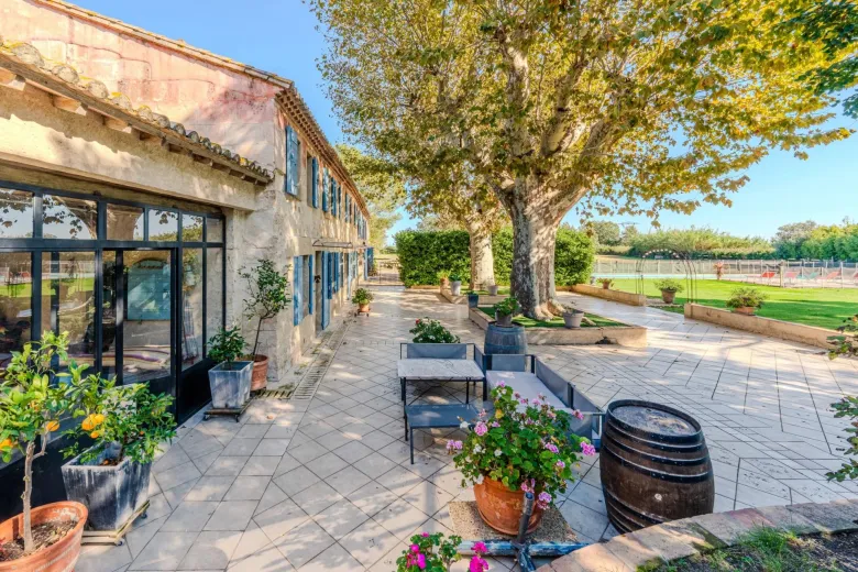Casa in vendita a Arles (7)