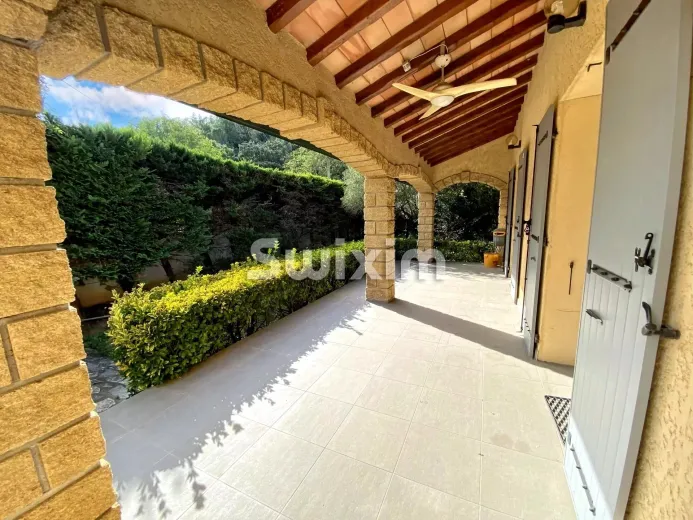 Maison à vendre à Bagnols-Sur-Ceze