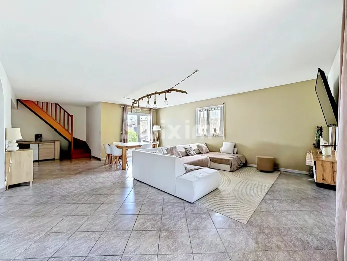 Haus zu verkaufen in Neuvecelle (3)