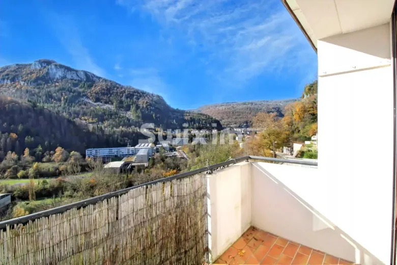 Wohnung zu verkaufen in Saint-Claude (2)