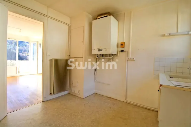 Wohnung zu verkaufen in Saint-Claude (4)