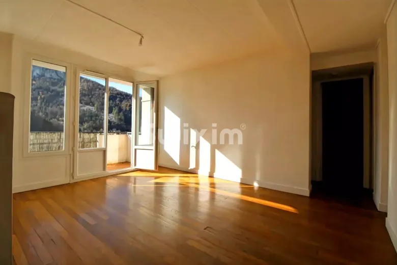 Wohnung zu verkaufen in Saint-Claude (7)