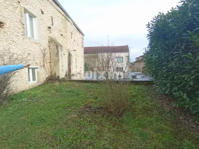 Casa in vendita a Thory (7)