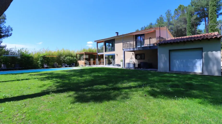 Haus zu verkaufen in Aix-En-Provence (2)