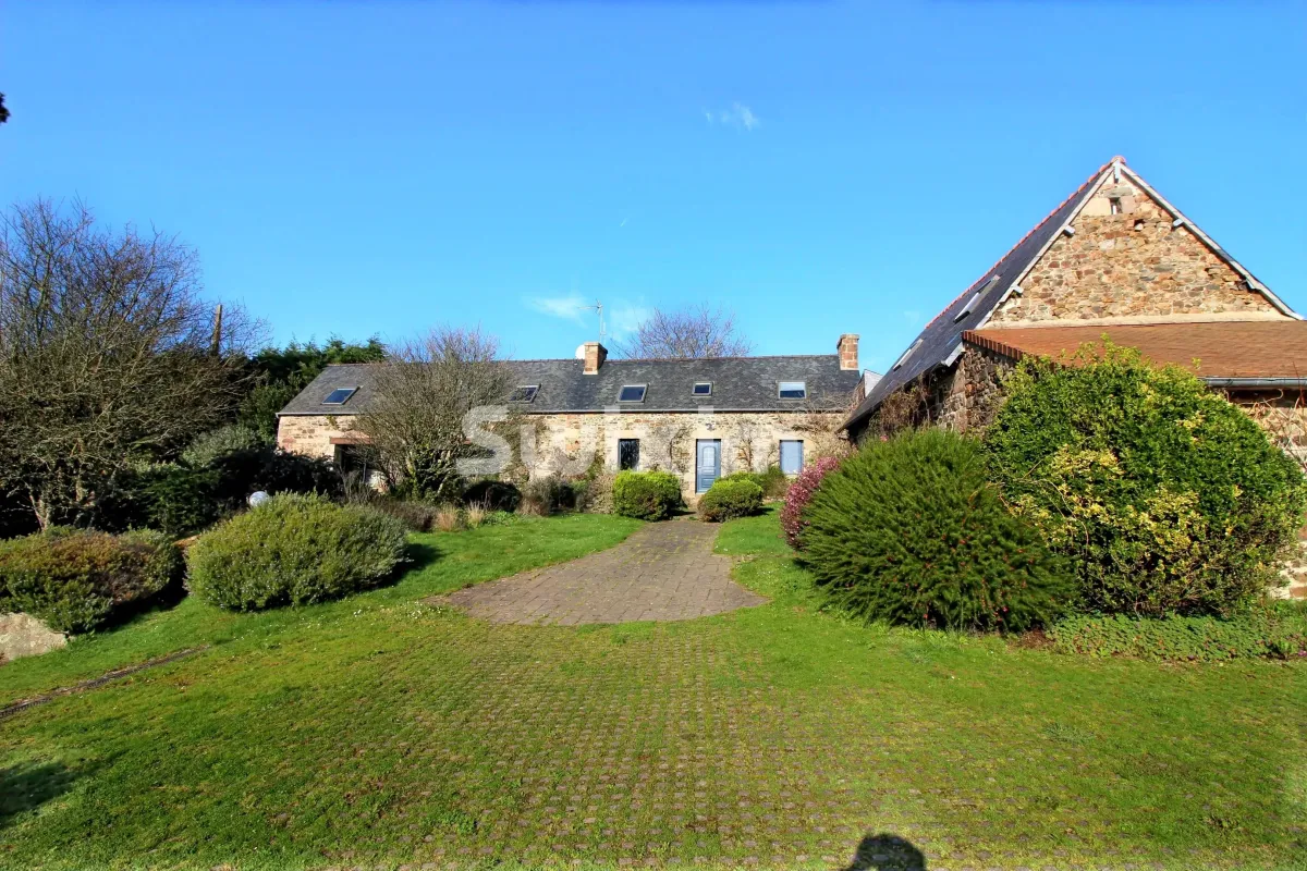 Haus zu verkaufen in Perros-Guirec - Anwesen zu verkaufen in Perros-Guirec, 7 Zimmer, 189 m2 - Smart Propylaia (3)