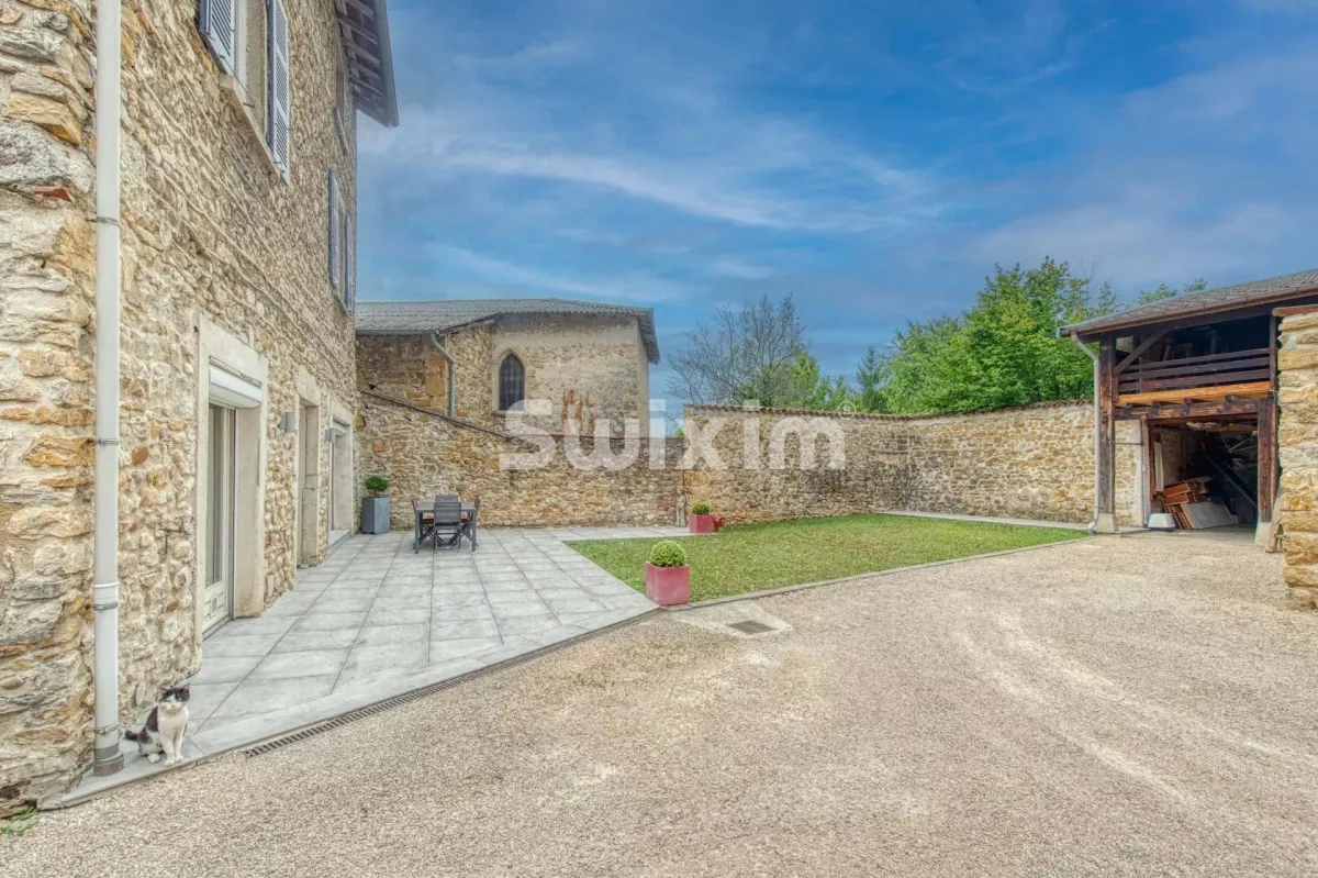 Haus zu verkaufen in Amberieu-En-Bugey - Smart Propylaia (2)