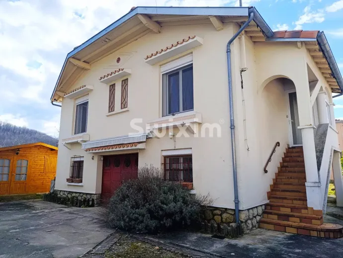 Haus zu verkaufen in Lavelanet