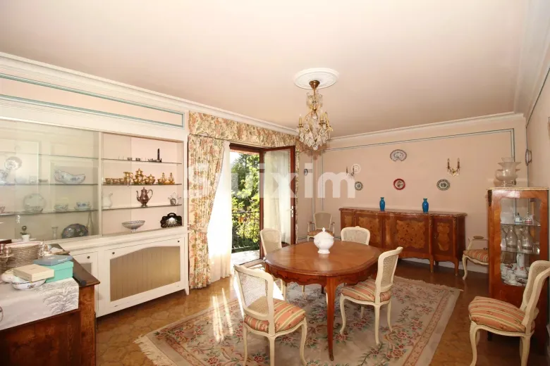 Haus zu verkaufen in Divonne-Les-Bains (2)