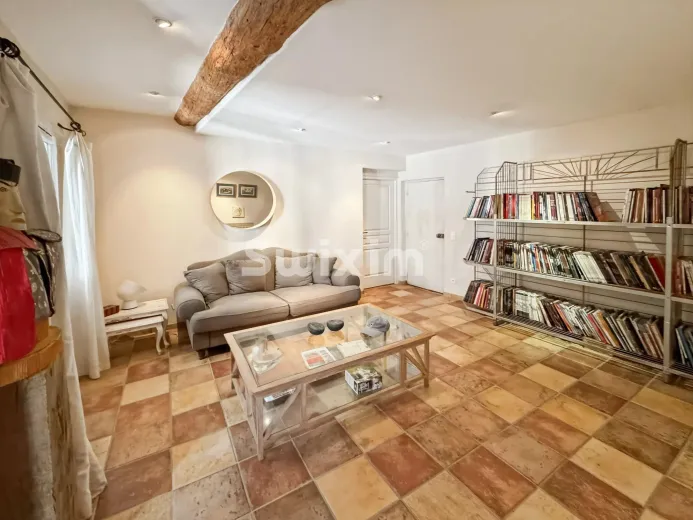 Haus zu verkaufen in Sainte-Cecile-Les-Vignes (15)