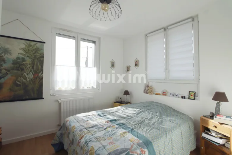 Maison à vendre à Les Ecorces (9)
