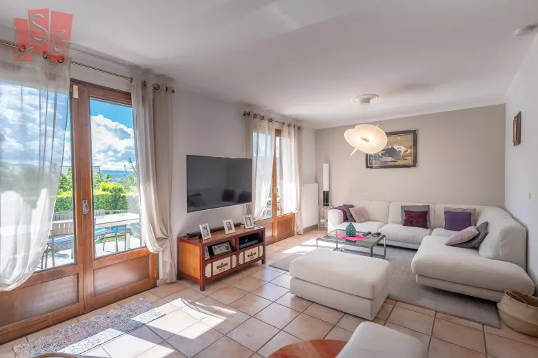 Maison à vendre à Challex (5)