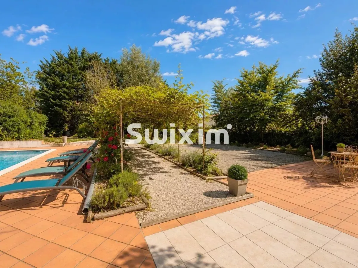 Haus zu verkaufen in Saint-Germain-Du-Bois - Einfamilienhaus zu verkaufen in Saint-Germain-Du-Bois, 10 Zimmer, 298.38 m2 - Smart Propylaia (6)