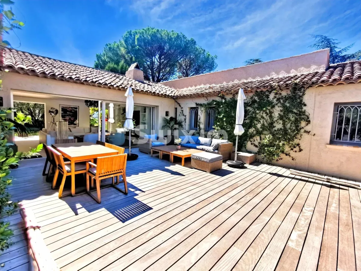 Haus zu verkaufen in Cannes - Villa zu verkaufen in Cannes, 6 Zimmer, 193 m2 - Smart Propylaia (3)