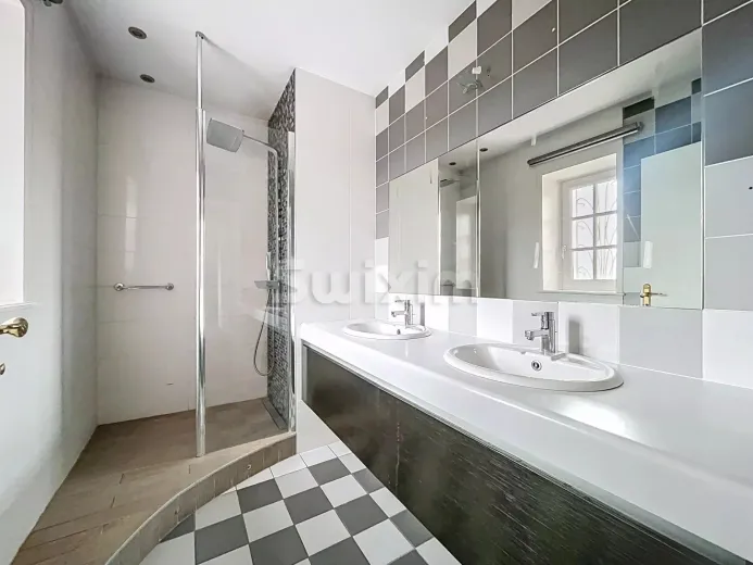 Haus zu verkaufen in Taponas (11)
