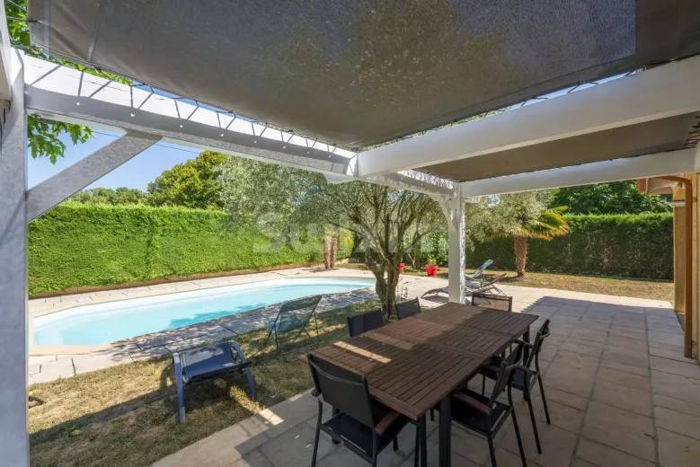 Maison à vendre à Trevoux (3)