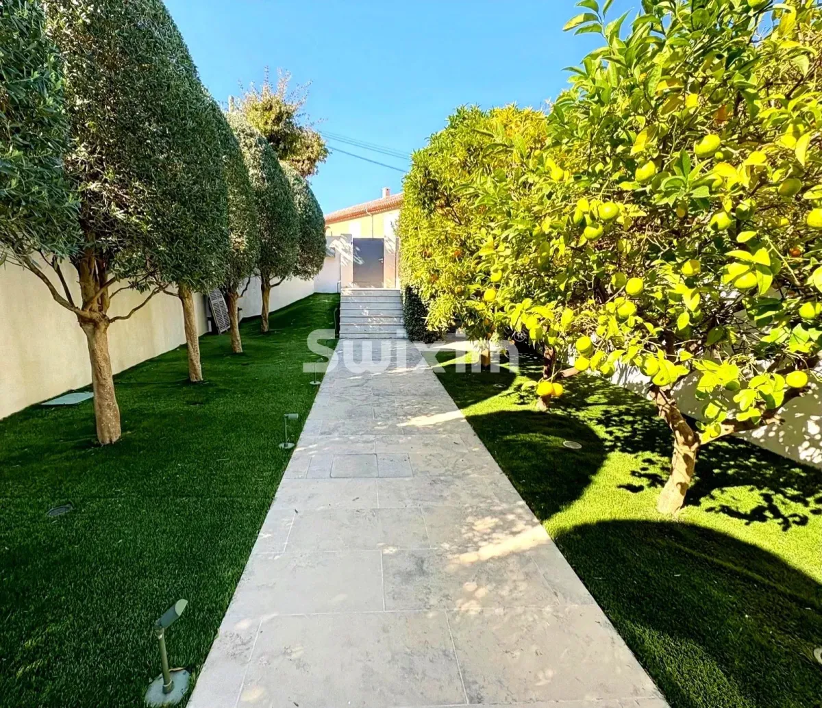 House for sale in Saint-Tropez - Smart Propylaia (17)