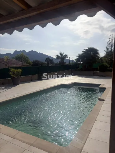 Maison à vendre à Roquebrune-Sur-Argens (8)