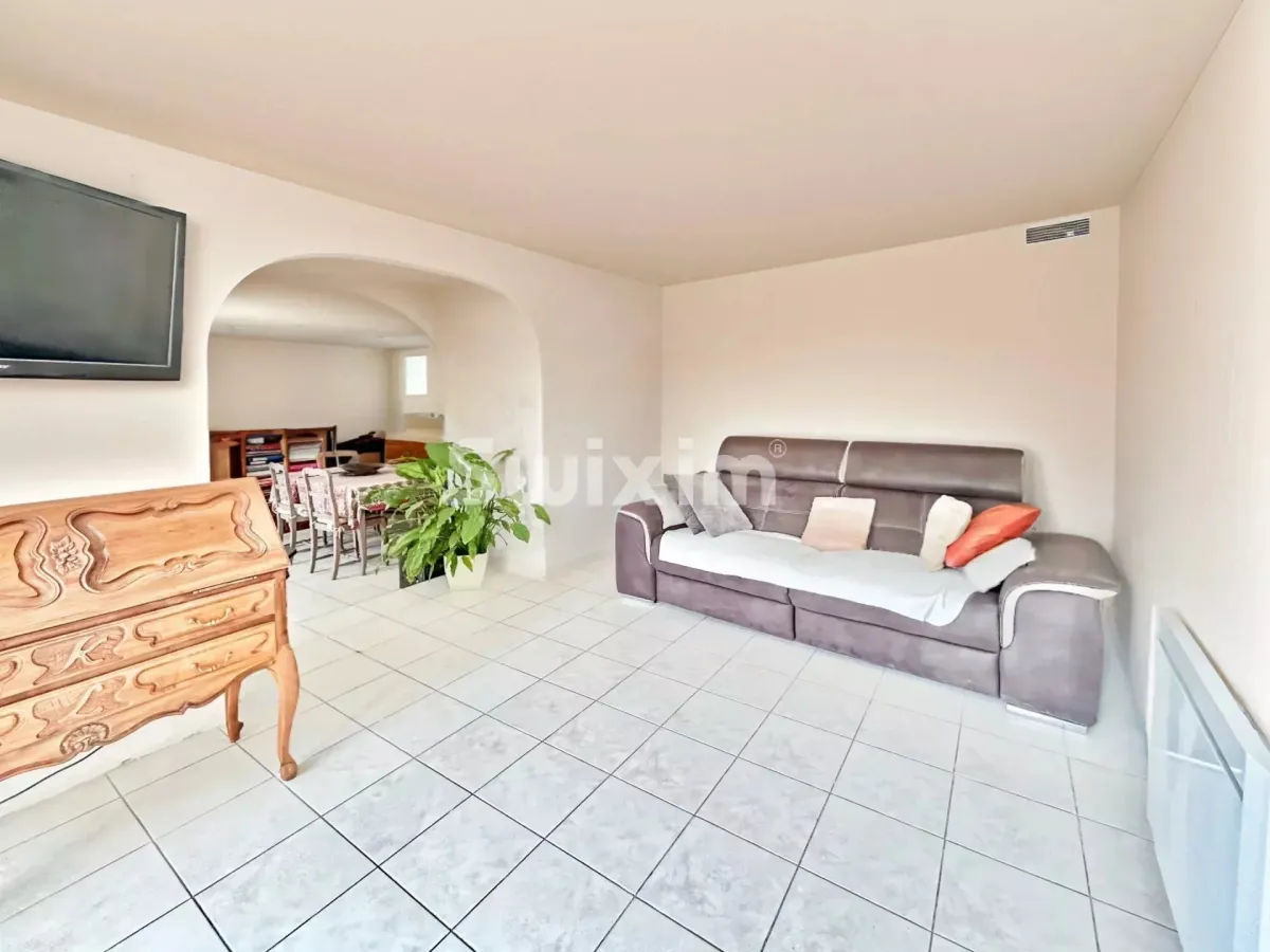 Haus zu verkaufen in Suze-La-Rousse - Einfamilienhaus zu verkaufen in Suze-La-Rousse, 7 Zimmer, 173.51 m2 - Smart Propylaia (3)